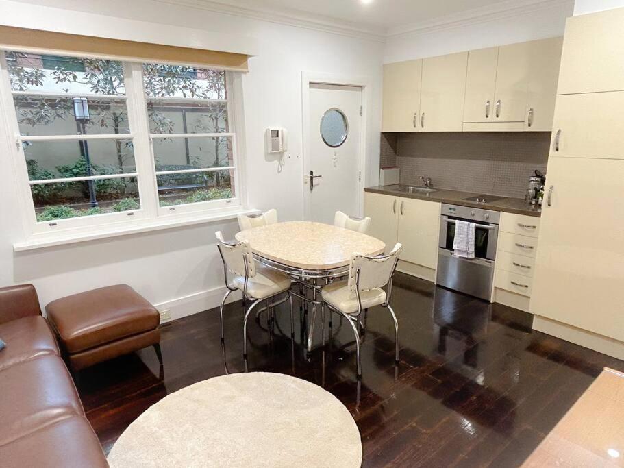 Apartmán East Melbourne Unit With Courtyard Exteriér fotografie